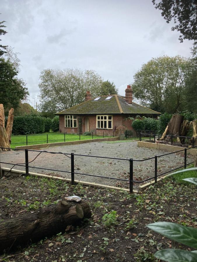 Woodland Retreat, Market Lane, Blundeston, Lowestoft المظهر الخارجي الصورة
